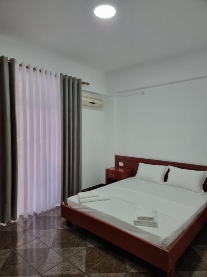 Ideal Apartments & Rooms Саранда Экстерьер фото