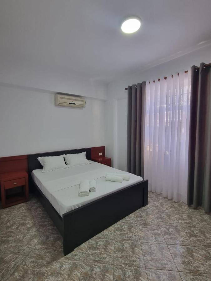 Ideal Apartments & Rooms Саранда Экстерьер фото